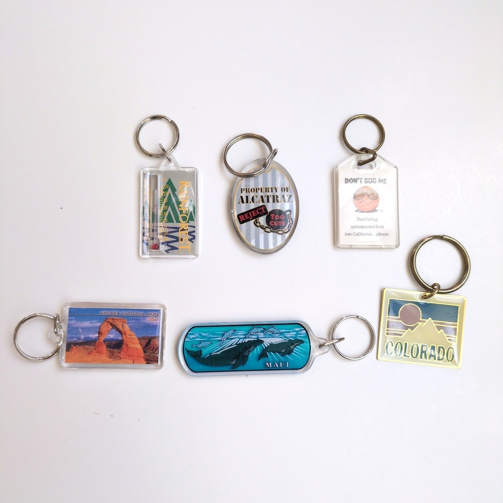 Vtg US Travel Keychains Souvenir‎ Metal Plastic Maui Colorado Utah California
